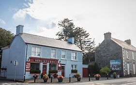 Herlihy'S, Half-Way-House