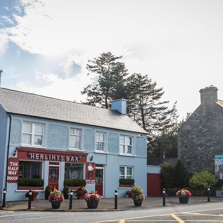 Herlihy'S, Half-Way-House Farranfore Exterior photo